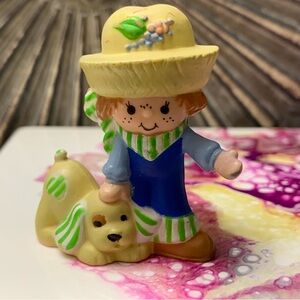 Vintage Strawberry Shortcake Mini Figure Huckleberry Pie & Pet Pupcake 1981